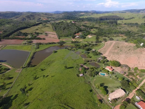 Exclusive Survivalist Farmhouse in Campinas/SP – 400m² with Natural Spring and Artesian Well - Imagem 11