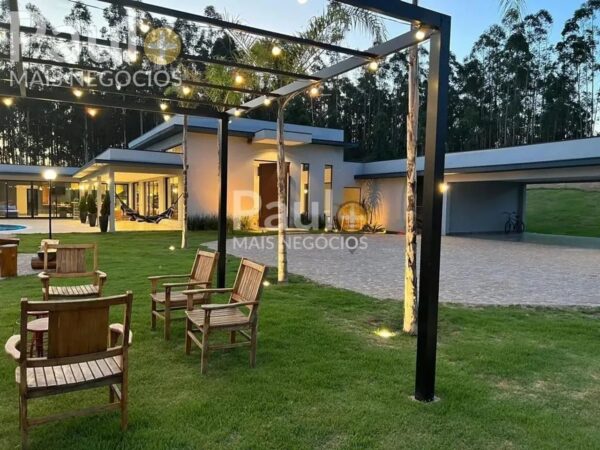 Luxury Farmhouse – 5 Suites, 703.5 m² of Spacious Living - Imagem 13