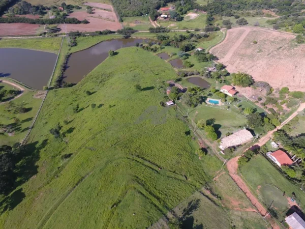 Exclusive Survivalist Farmhouse in Campinas/SP – 400m² with Natural Spring and Artesian Well - Imagem 10